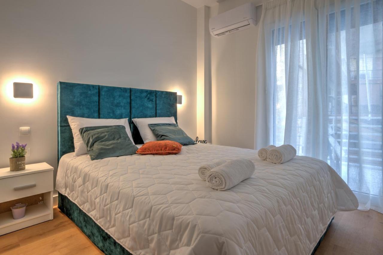 אתונה The Cosy Luxurious Seaside Apartment מראה חיצוני תמונה