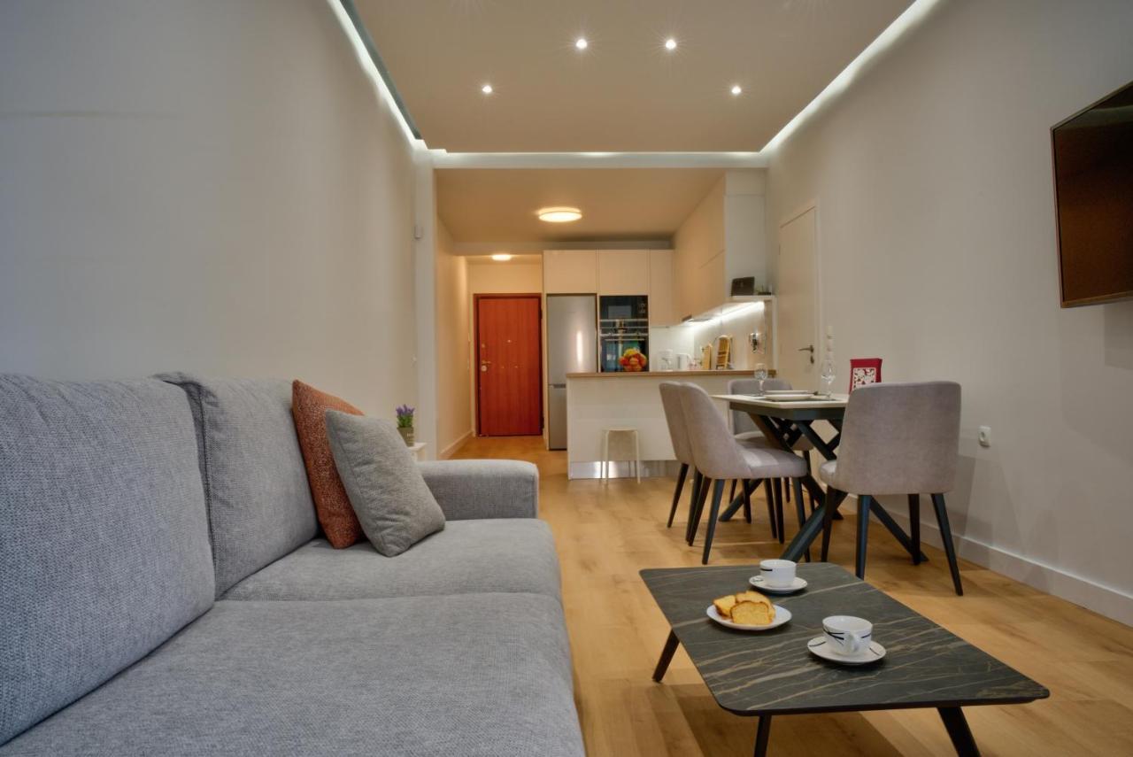 אתונה The Cosy Luxurious Seaside Apartment מראה חיצוני תמונה