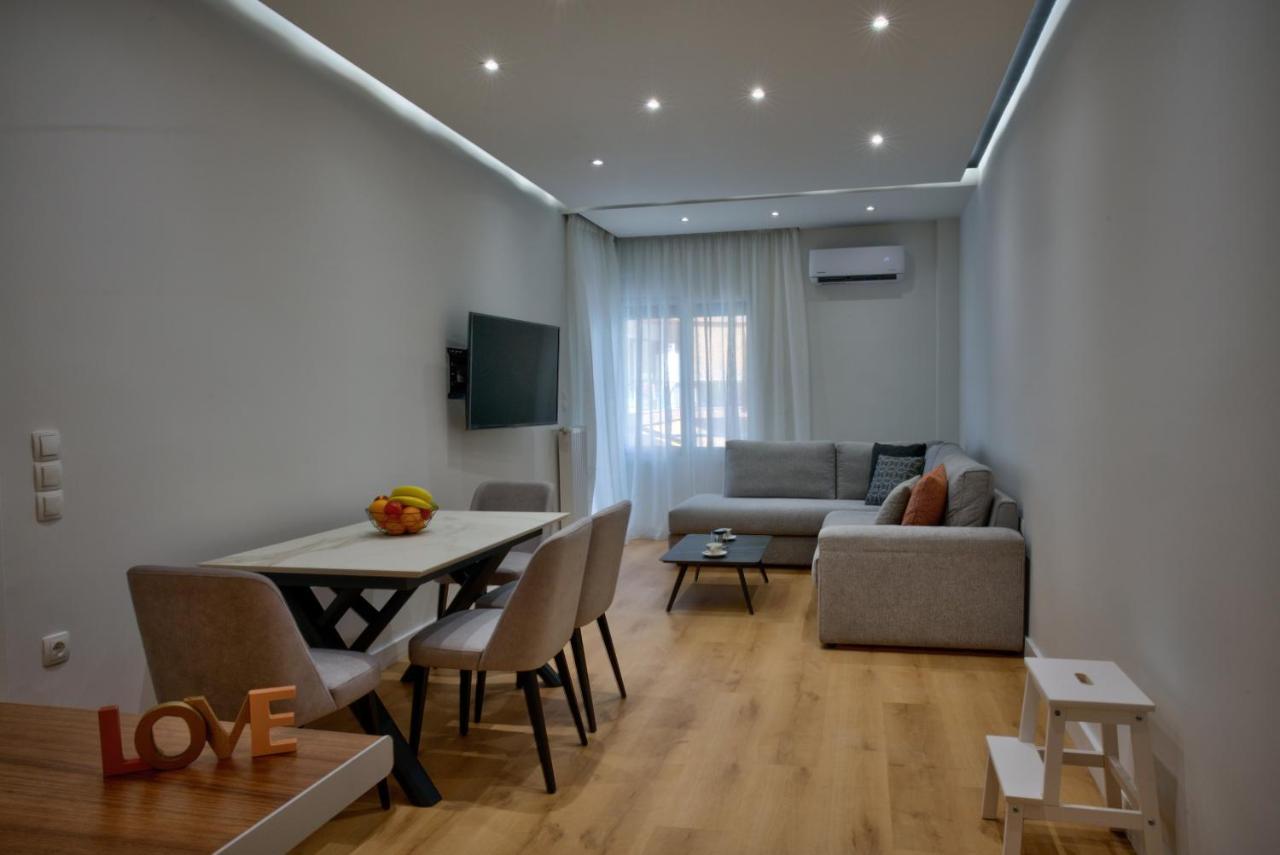 אתונה The Cosy Luxurious Seaside Apartment מראה חיצוני תמונה