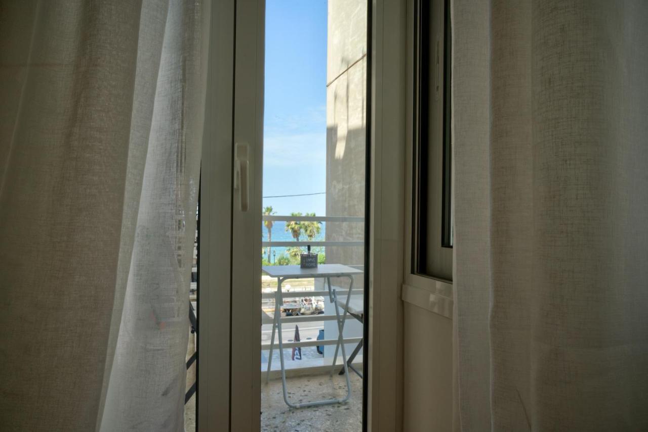 אתונה The Cosy Luxurious Seaside Apartment מראה חיצוני תמונה