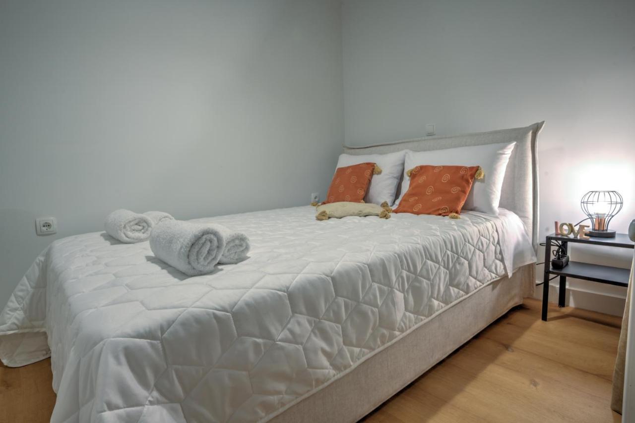 אתונה The Cosy Luxurious Seaside Apartment מראה חיצוני תמונה
