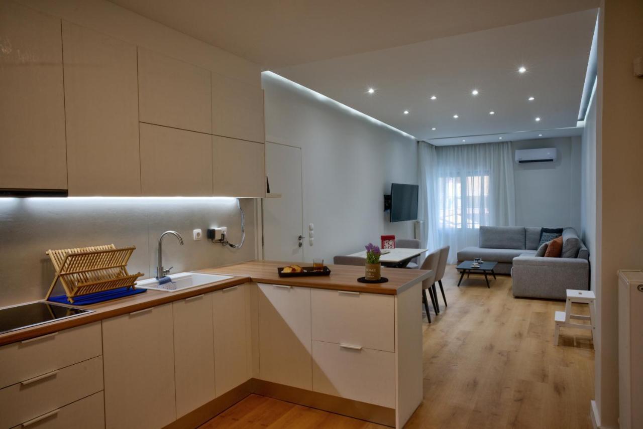 אתונה The Cosy Luxurious Seaside Apartment מראה חיצוני תמונה
